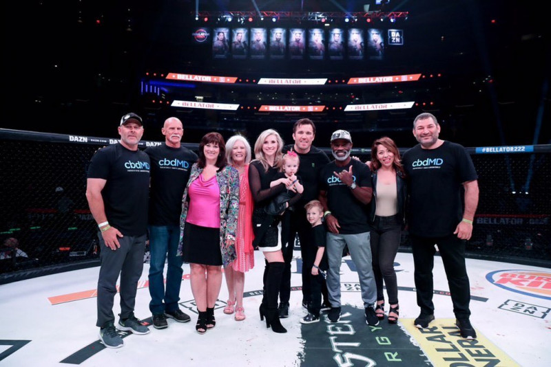 Chael Sonnen's Wife Support