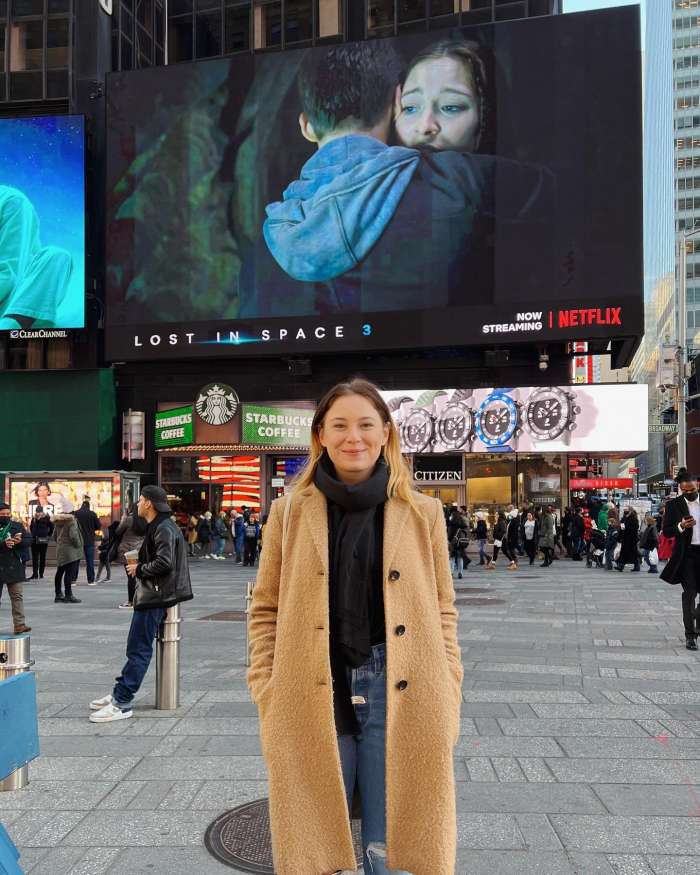 Mina Sundwall at time square