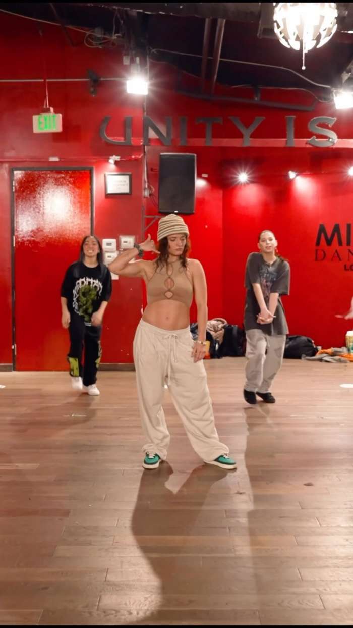 Jade Chynoweth in Dance class