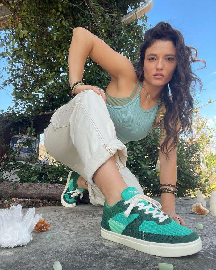 Jade Chynoweth Personal Details