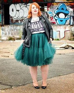 White tulle skirt, Plus-size clothing, T Shirt: Plus size outfit,  Twirl Skirt  