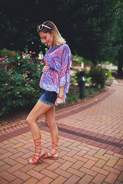 Pregnancy Outfits Ideas : Lifestyle, fashion, and beauty blogger and vlogger, Jessica Linn, from Linn Styl...: 