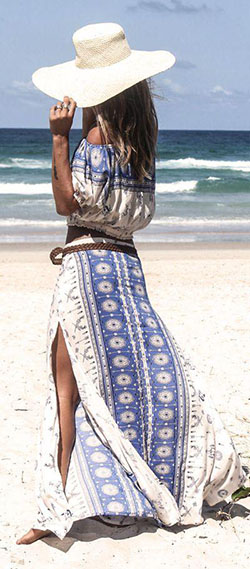 Beach Outfits Ideas 2018 : Bohemian Chic Maxi Dress: Beach outfit,  Beach Skirt,  Printed Outfits  