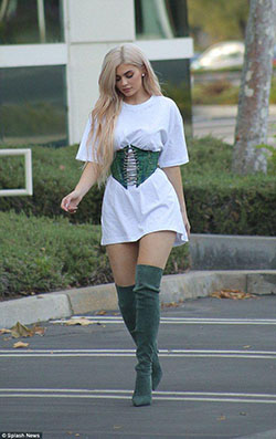 We're green with envy! The 19-year-old added a lace up corset belt and kinky...: 