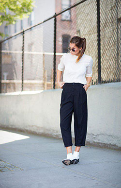 Classic Black and White Outfit Idea for Work: Outfit Ideas,  black pants  