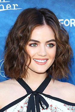 Lucy Hale in the aforementioned bob (we said it was popular, not that it wasn't still great).: 