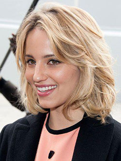 The Casual Crop Dianna Agron's tousled tresses have a very relaxed look to them that goes perfectly with her girl-next-door beauty.: 