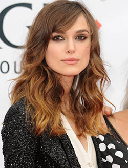 Wavy and curly side fringe hairstyle: 