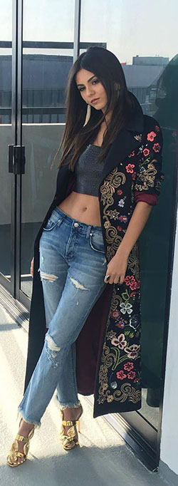 Girls Denim Outfit | Casual Denim Outfits Victoria Justice: Blue Jeans,  Denim Outfits  