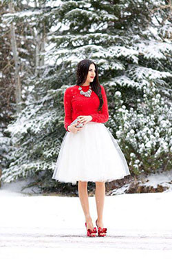 Best Collection Of Cozy Sweater And Cardigan For This Winter Seassion: party outfits,  Wedding dress,  Christmas Day  
