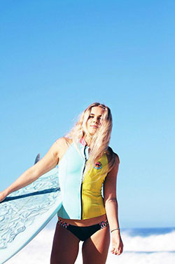 Best Surfing Outfit Ideas For British Girls!: 
