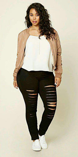 Women plus size - Clothes to wear if you are curvy: black girls jeans outfit  