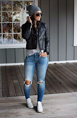 Torn Jeans pairing with Black Leather jacket and sneakers - Denim Outfits 2019: Denim Outfits,  Outfit with jeans,  Ripped Jeans,  Leather jacket,  Boxy Jacket,  Lounge jacket  