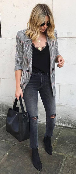 35 Elegant Winter Outfits with Blazer Inspiration Jeans Outfit Ideas - Denim Outfits 2019: Jeans Outfit,  Jeans Outfit Ideas,  Denim Outfits,  Blazer  