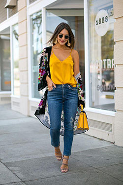 Nice yellow tank Denim Jeans Outfits 2019: Denim Outfits,  Jeans,  Casual Outfits,  Jeans Outfit,  yellow top  