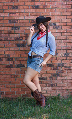 Modern Super Hot and Sexy Cowgirl Outfit Ideas: Cowgirl Outfits,  Halloween costume,  Scarecrow Costume,  Cowboy Costume,  party outfits,  Cowgirl Costume,  Costume Ideas,  cowgirl shorts,  cowgirl hat,  Country Outfits  