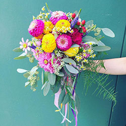 Flower Ideas For Girlfriend: Flower For Wedding Anniversary,  Flower Decoration Ideas,  Flower Bouquet Rose  