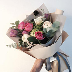 Falower Bouquet Delivery In Dubai: Flower Bouquet Tumblr,  Bouquet For Anniversary,  Flower Bouquet Art  