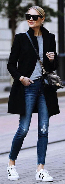 Black Coat Outfit. Casual outfits Trench coat, Casual wear: Girls Work Outfit,  Wool Coat  