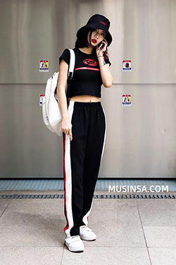 Korean Fashion Korean. Black Girls Street fashion, Bucket hat: Street Style,  Black Girl Casual Outfit  