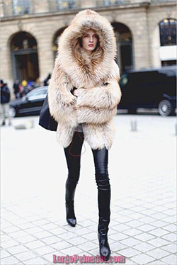 Paris Fashion Week. Black Girls Daria Strokous, Street fashion: Street Style,  Fake fur,  Black Girl Casual Outfit  