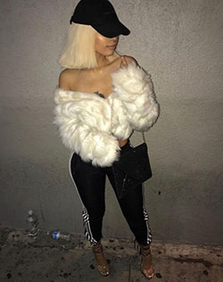 Hip hop fashion. Black Girls Fur clothing, Fake fur: 