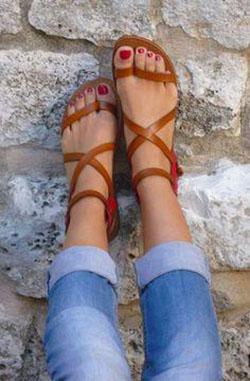 17 Summer Sandals We’re Head Over Heels For: 