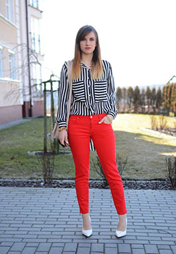 Black And White Stripped Shirt With Red Pant Outfits: red trousers  