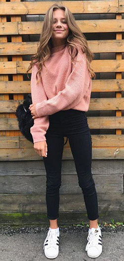 45 Splendid Winter Outfits You Should Copy: Backless dress,  Clothing Accessories,  winter outfits,  Fashion photography,  Trendy Outfits  