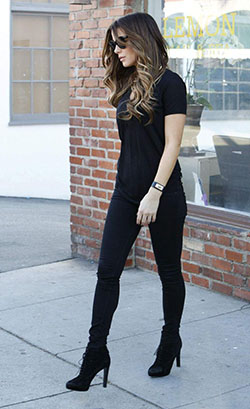 Black Jeans Outfit Ideas Kate Beckinsale, Black Top with Ankle Boots For Parties: Black Jeans,  Jeans For Girls,  party outfits  