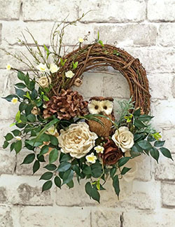 Fall owl wreath: Christmas Day,  Flower Bouquet,  Floral design,  Hessian fabric  