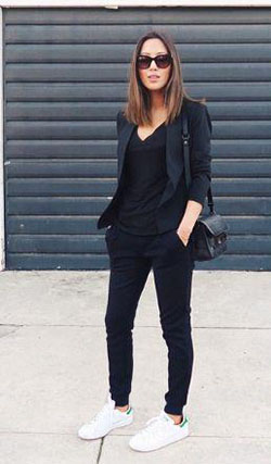 Black Jeans Fashion, Slim-fit pants: Jeans Outfit,  Black Jeans,  Jeans For Girls  