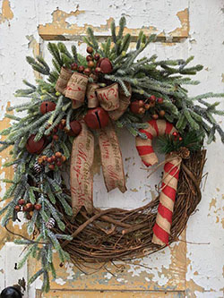 Primitive christmas wreath ideas: Christmas Day,  Santa Claus,  Christmas decoration,  Christmas Wreaths  