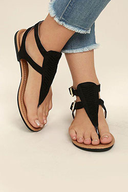 Draya Black Suede Flat Sandals: 