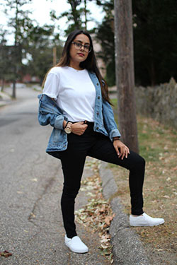 Vans Old Skool. Embroidered Jacket Outfit on Campus: Slip-On Shoe,  White vans,  vans outfits,  Lounge jacket  