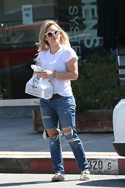Hilary Duff: Denim Outfits,  Ripped Jeans,  Los Angeles,  Hilary Duff,  Mike Comrie  
