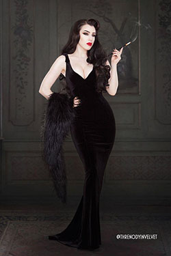 Little black dress. Gothic fashion, Vintage clothing: Pin-Up Girl,  Gothic fashion,  Goth dress outfits  