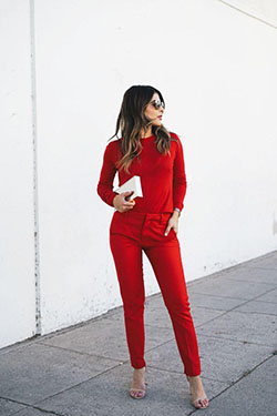 Red is THE Color of the Season: Clothing Accessories,  fashion blogger,  Plus-Size Model,  Fashion week,  Make-Up Artist  