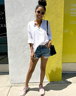 Yara Shahidi took to Instagram to prove why everyone needs a pair of blush sneak...: 