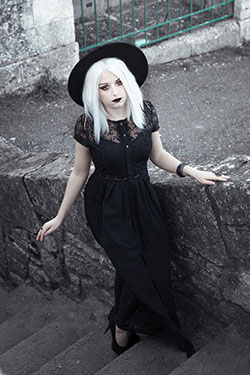 Latest Style Goth Fashion: Gothic fashion,  Goth dress outfits  