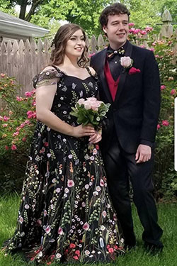 Beautiful Prom Outfits Ideas For Couples To Look Glamorous: Prom outfits,  Prom Suit  