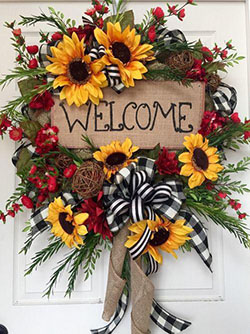 Fall sunflower wreath deco mesh: Floral design,  Hessian fabric  