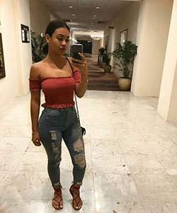 Baddie Outfits Casual wear, Crop top: Black girls,  Fashion Nova,  Make-Up Artist,  Baddie Outfits,  Sand Top  