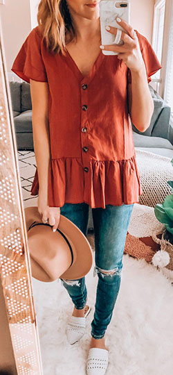 - blouse, shoulder, thigh: Casual Outfits  