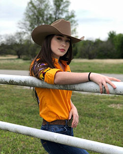 Cowgirl outfits for school: Cowgirl,  cowgirl hat,  Country Outfits  