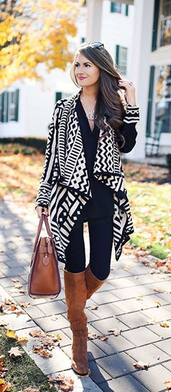 Black Leggings Outfit Casual: winter outfits,  Polo neck,  Black Leggings  