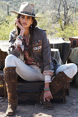 Moda western inverno 2019: Western wear,  Cowboy hat,  Cowgirl Outfits,  Cowgirl  