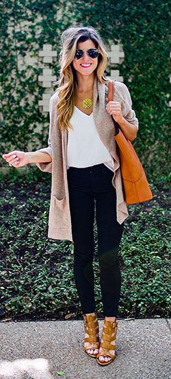 Black jeans spring outfit: Skinny Jeans,  winter outfits,  Slim-Fit Pants  