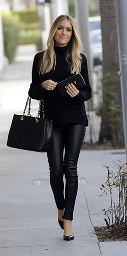 Leather leggings outfit for work!: winter outfits,  Black Leggings,  Leather Leggings  