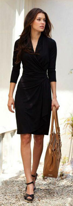 Little black dress, Love the shape of this dress.: Hourglass figure,  Funeral Outfit Ideas,  Power Dressing  